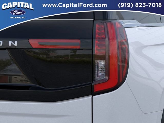 Certified 2025 Ford Expedition Platinum w/ Driver's Package AWD/4WD image 21