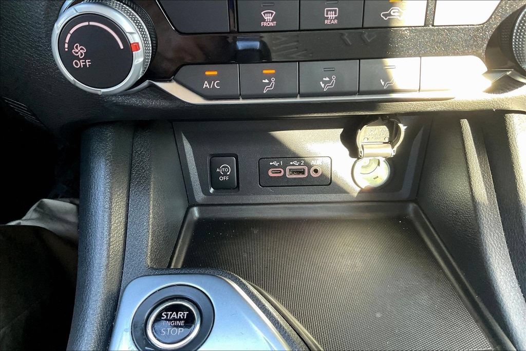 Used 2024 Nissan Sentra SV FWD image 15