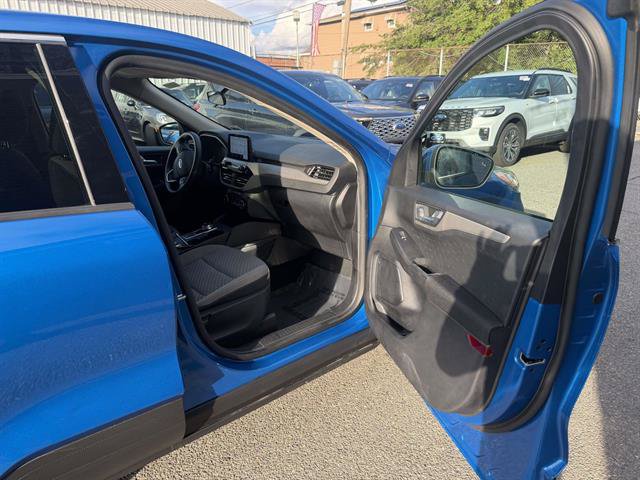 Certified 2020 Ford Escape SE AWD/4WD image 27