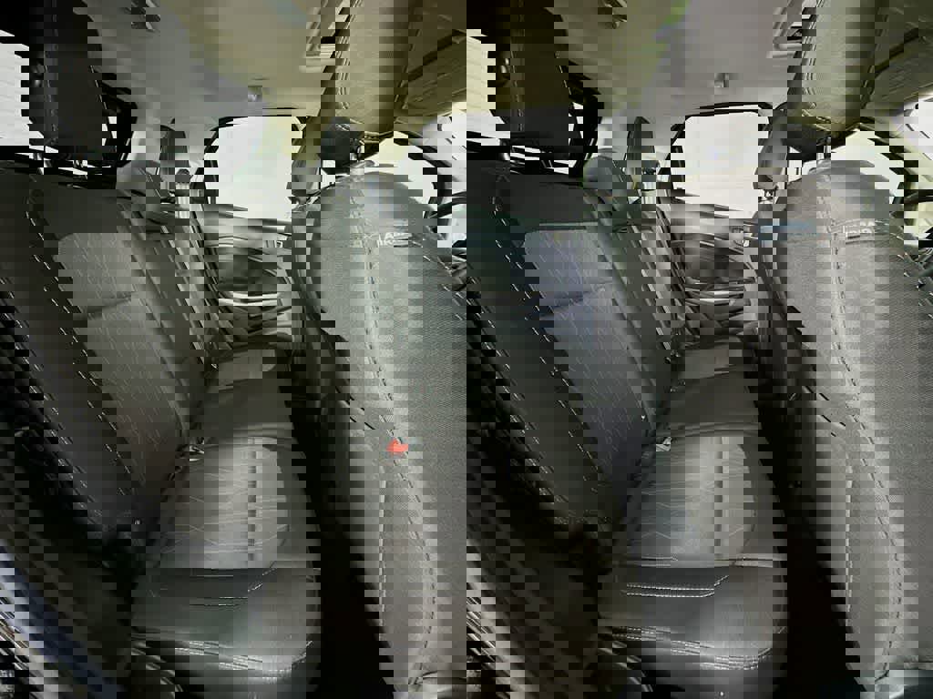 Certified 2022 Ford EcoSport SE w/ SE Convenience Package image 31