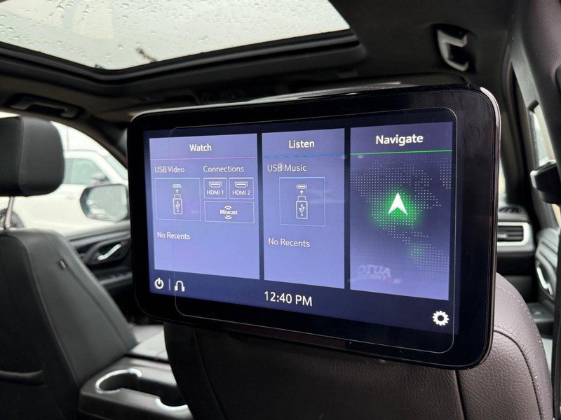 Used 2021 GMC Yukon XL Denali w/ Denali Premium Package image 16