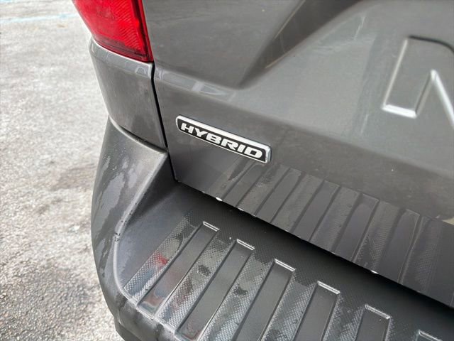 Certified 2022 Ford Maverick XLT w/ XLT Luxury Package image 11