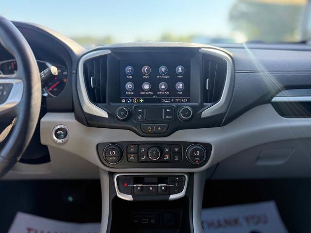 Used 2024 GMC Terrain SLT AWD/4WD image 13