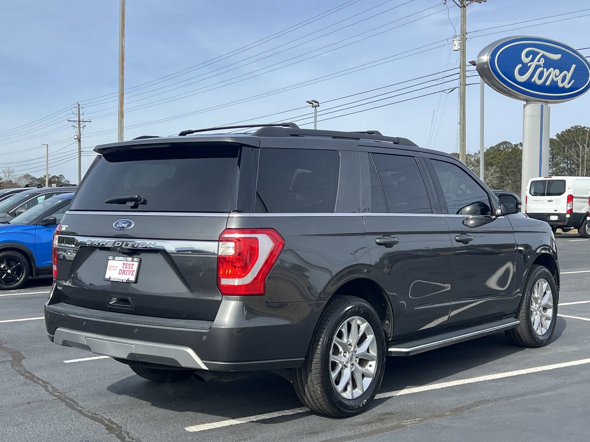 Certified 2021 Ford Expedition XLT image 3