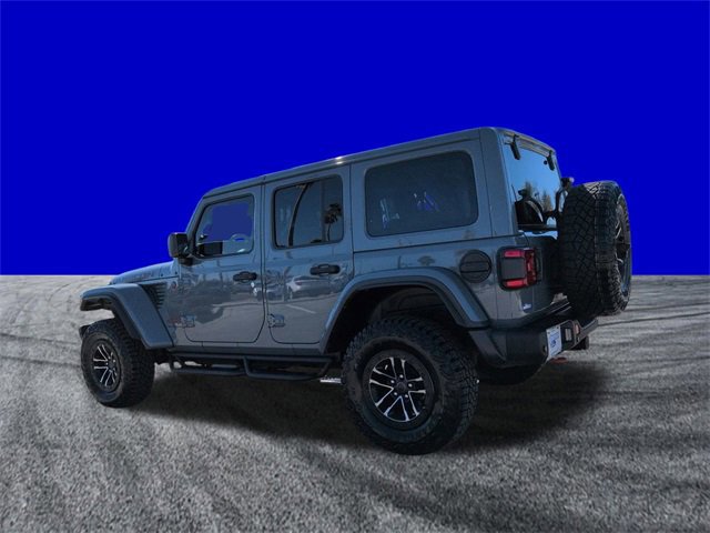Used 2024 Jeep Wrangler Unlimited Rubicon image 3