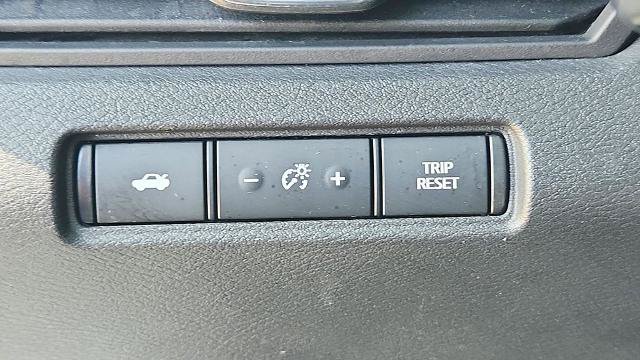 Used 2023 Nissan Altima 2.5 SV FWD image 10