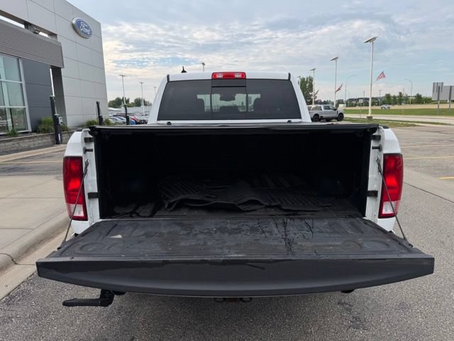 Used 2018 RAM 1500 SLT AWD/4WD image 39