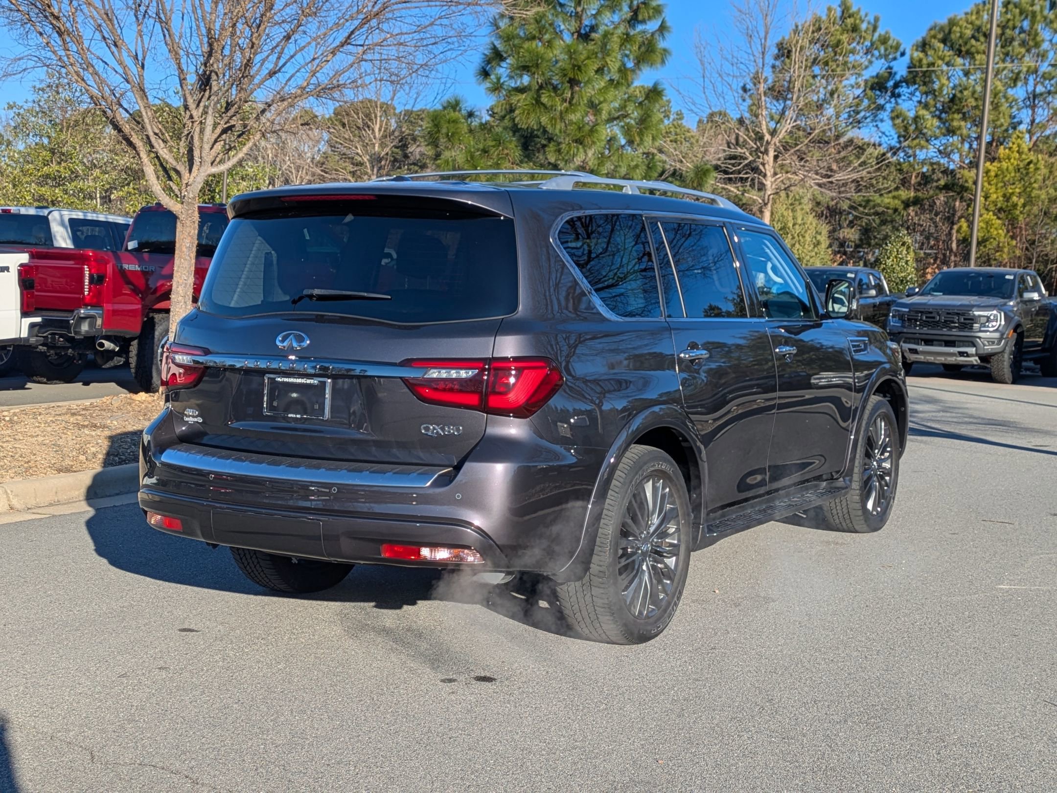 Used 2023 INFINITI QX80 Premium Select w/ Cargo Package image 5