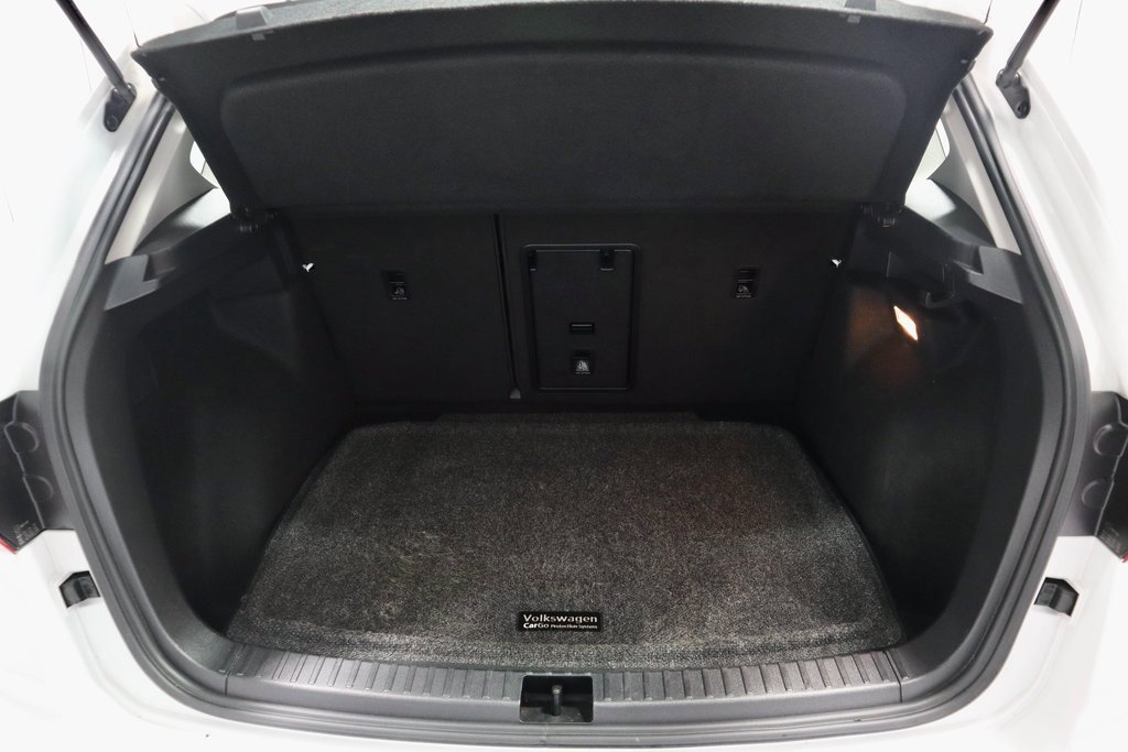 Used 2022 Volkswagen Taos S image 14