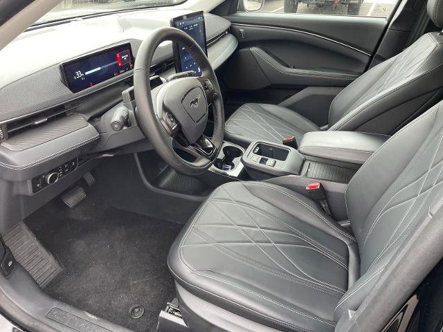 Certified 2025 Ford Mustang Mach-E Select image 9
