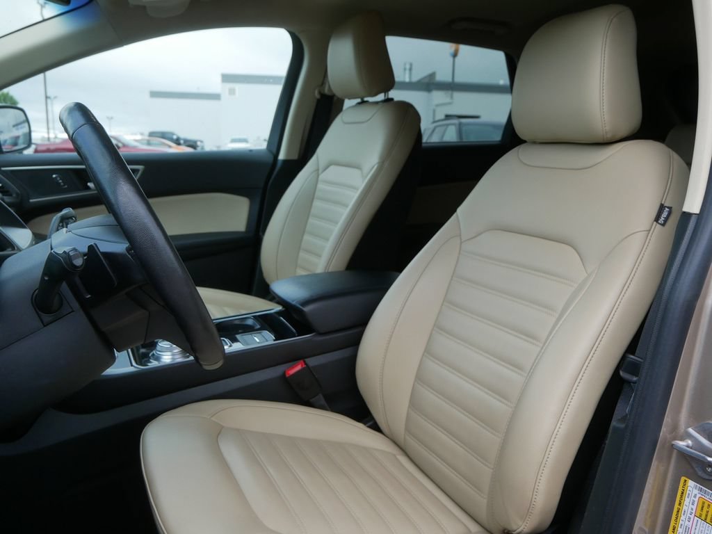 Certified 2020 Ford Edge SEL w/ Convenience Package AWD/4WD image 10