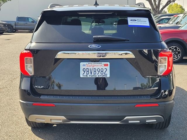 Certified 2022 Ford Explorer XLT w/ Equipment Group 202A RWD image 8