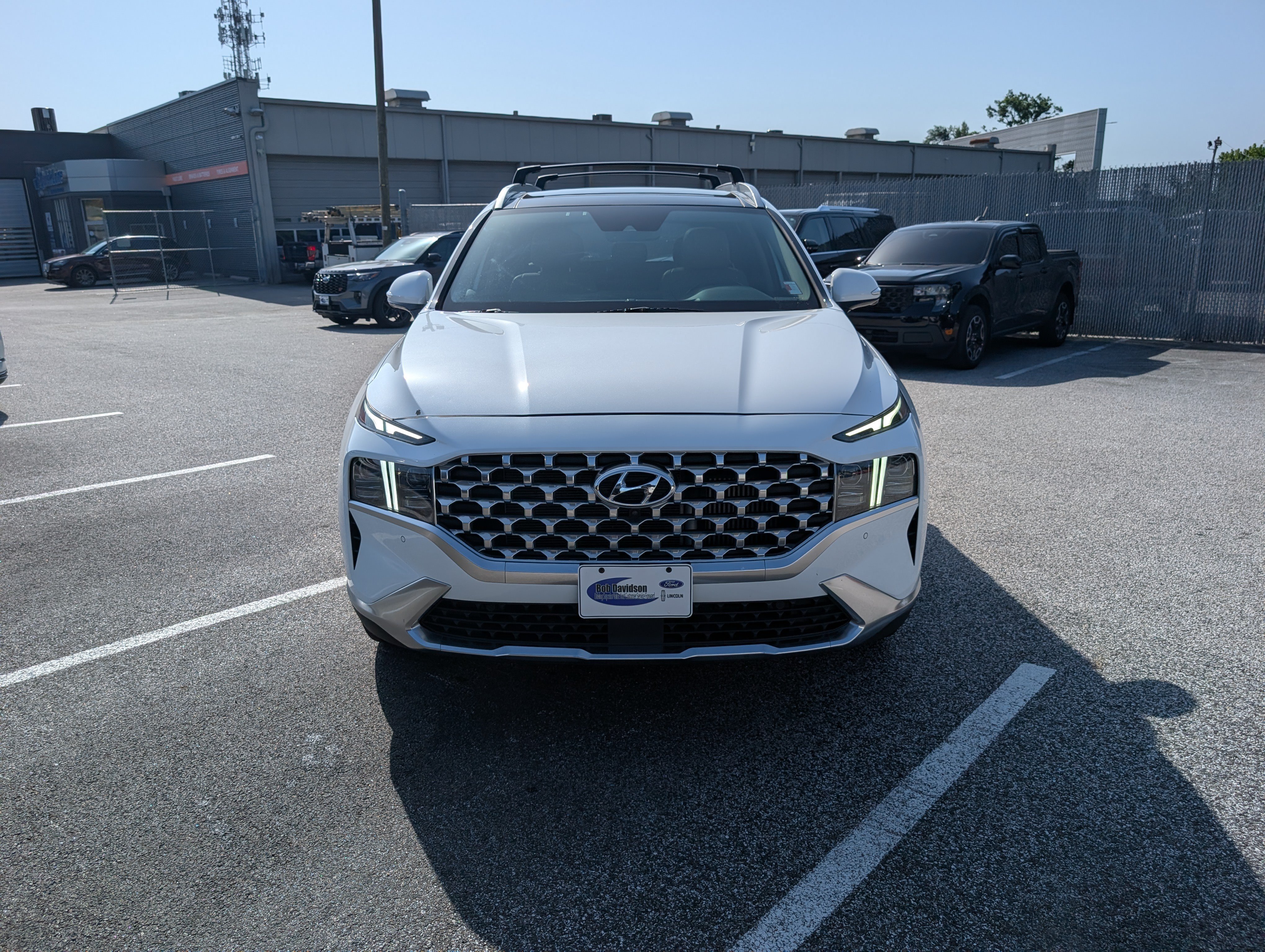 Used 2021 Hyundai Santa Fe Limited w/ Cargo Package AWD/4WD image 10