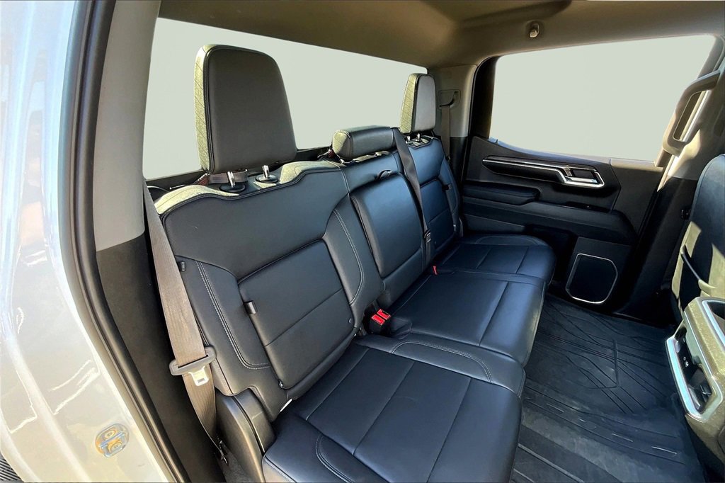 Used 2023 Chevrolet Silverado 1500 LTZ image 28