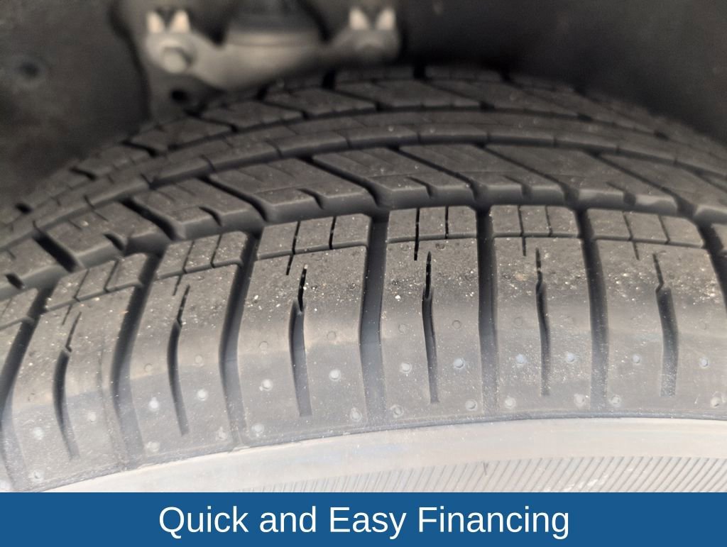 Certified 2023 Ford Explorer ST-Line w/ Class IV Trailer Tow Package image 25