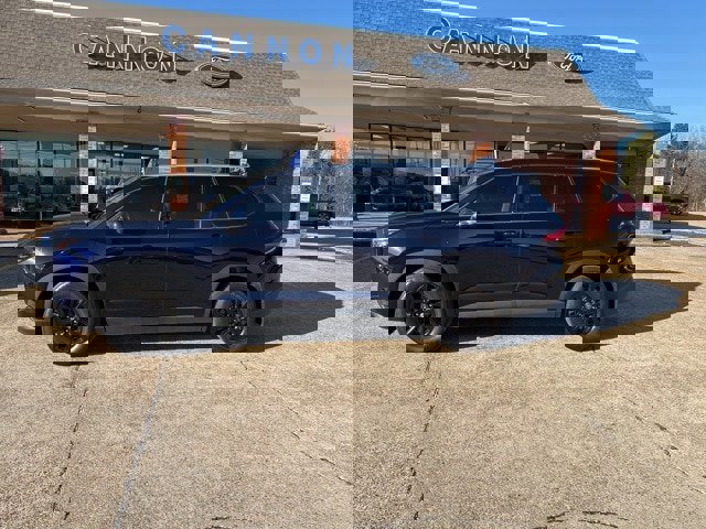 Used 2024 Toyota Grand Highlander XLE image 2