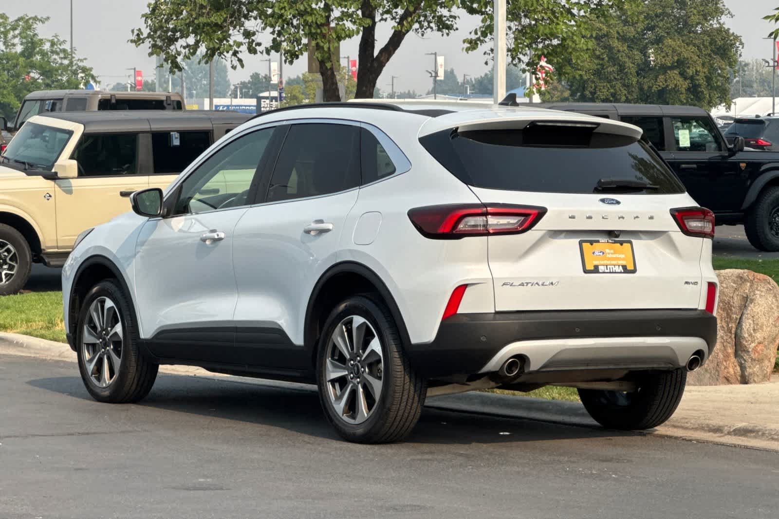 Certified 2025 Ford Escape Platinum AWD/4WD image 6