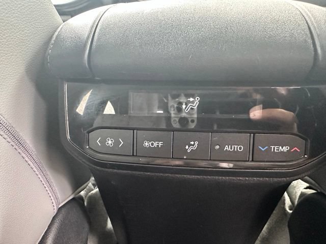 Used 2022 Toyota Highlander Bronze Edition AWD/4WD image 21
