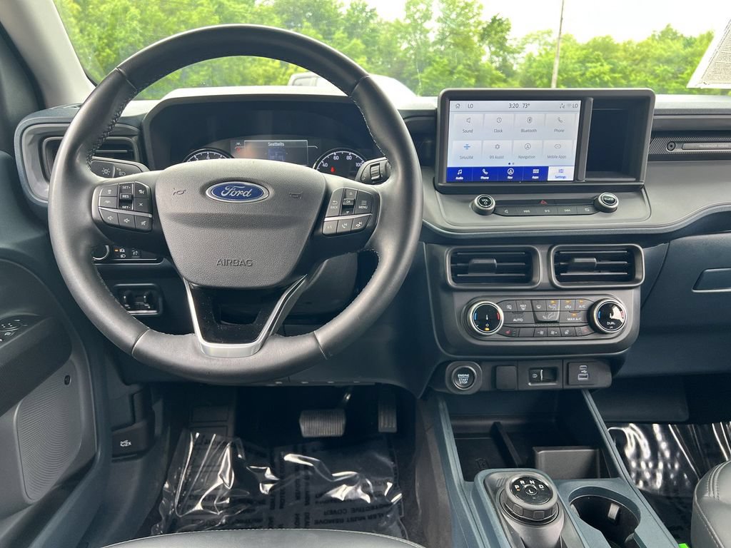 Certified 2024 Ford Maverick Lariat w/ Black Appearance Package AWD/4WD image 9