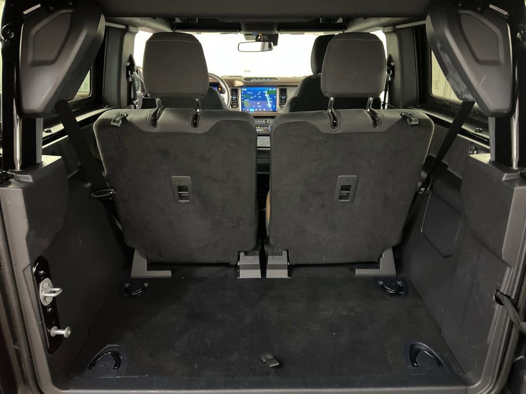 Certified 2022 Ford Bronco Outer Banks w/ Sasquatch Package AWD/4WD image 35