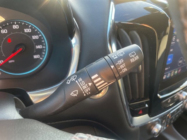 Used 2023 Chevrolet Traverse LT image 25