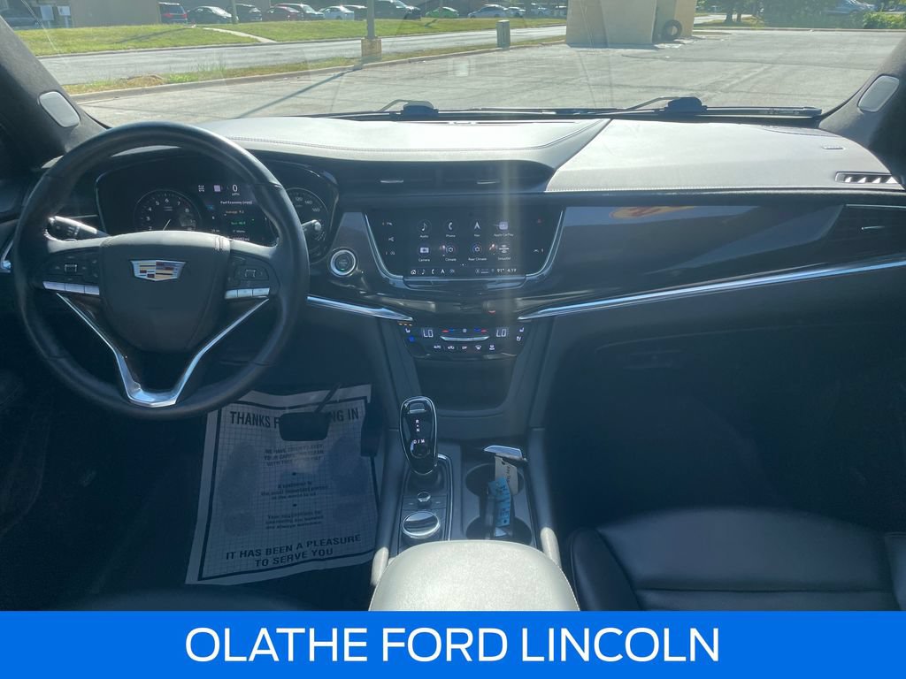 Used 2022 Cadillac XT6 Premium Luxury w/ Platinum Package AWD/4WD image 23