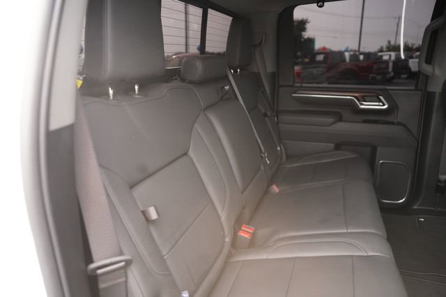 Used 2025 GMC Sierra 2500 SLT w/ SLT Convenience Package AWD/4WD image 16