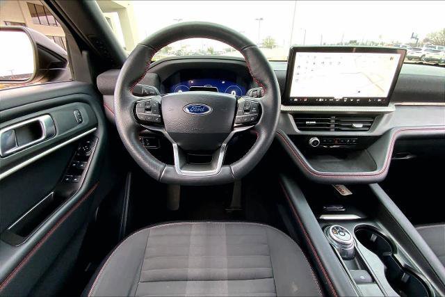 Certified 2025 Ford Explorer ST-Line image 7