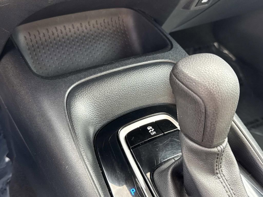 Used 2023 Toyota Corolla LE image 25