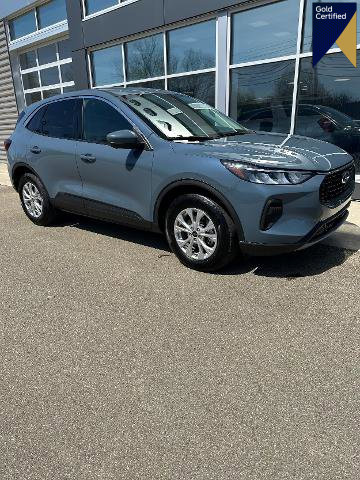 Certified 2023 Ford Escape Active w/ Tech Pack #2 image 1