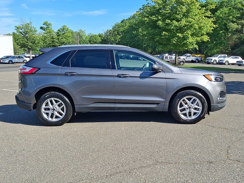 Certified 2024 Ford Edge SEL w/ Convenience Package AWD/4WD image 10
