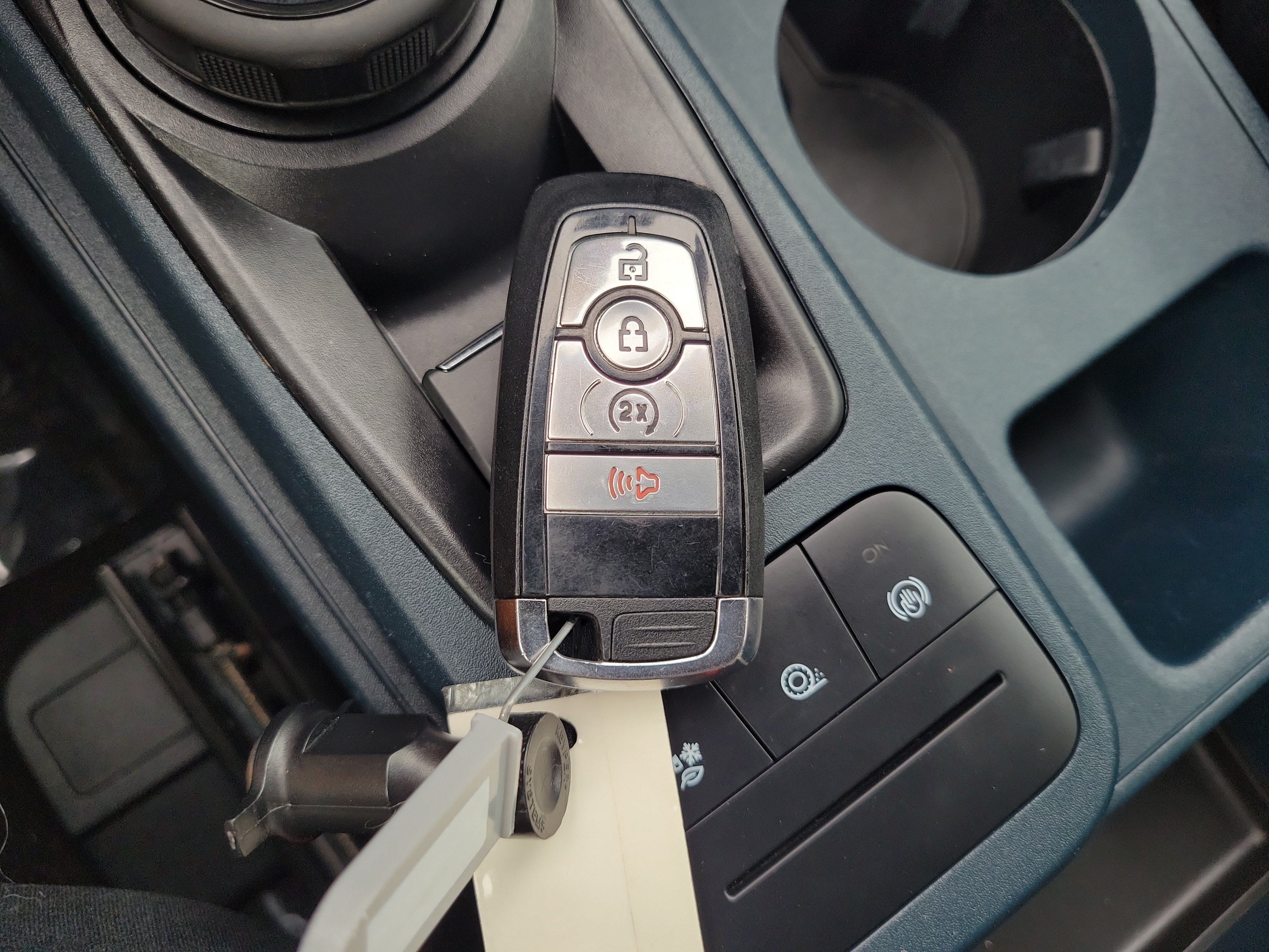Certified 2024 Ford Maverick Lariat w/ Black Appearance Package FWD image 29