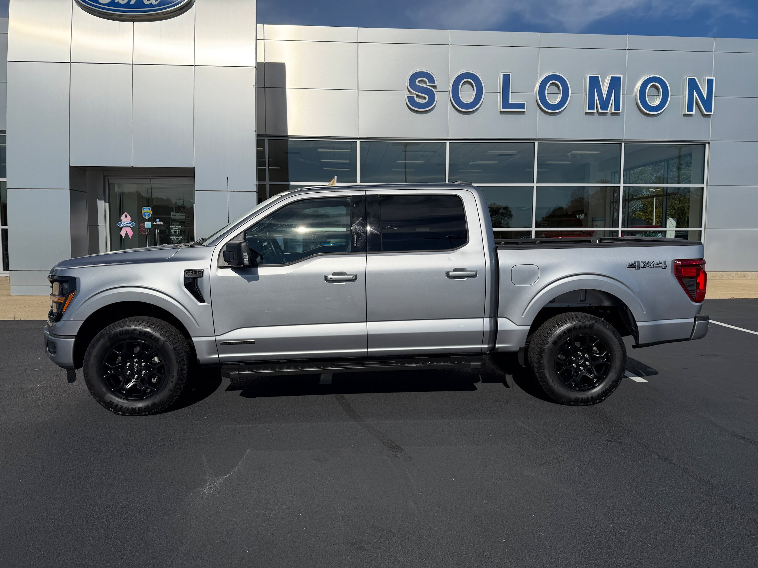 Certified 2024 Ford F150 XLT w/ Equipment Group 302A MID AWD/4WD image 8