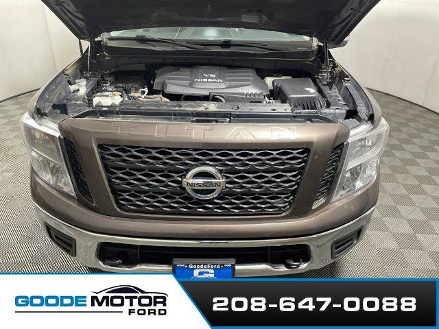Used 2019 Nissan Titan SV AWD/4WD image 25