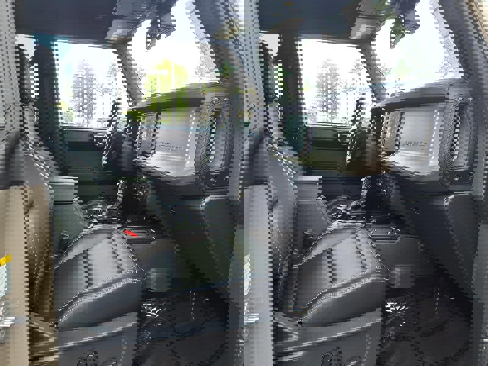 Certified 2025 Ford Bronco Outer Banks image 11