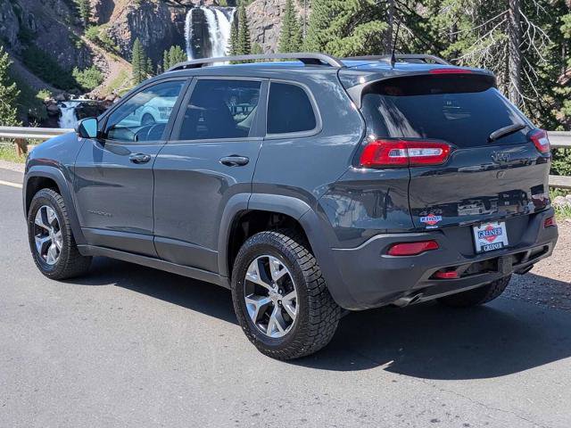 Used 2017 Jeep Cherokee Trailhawk w/ Comfort & Convenience Group AWD/4WD image 4