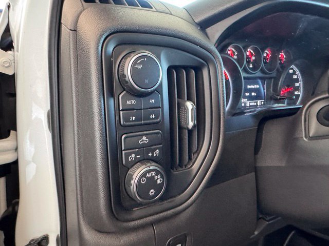 Used 2021 Chevrolet Silverado 1500 Custom Trail Boss AWD/4WD image 20