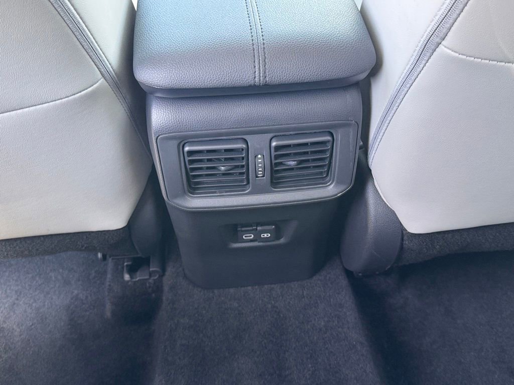 Used 2025 Toyota RAV4 XLE Premium AWD/4WD image 29