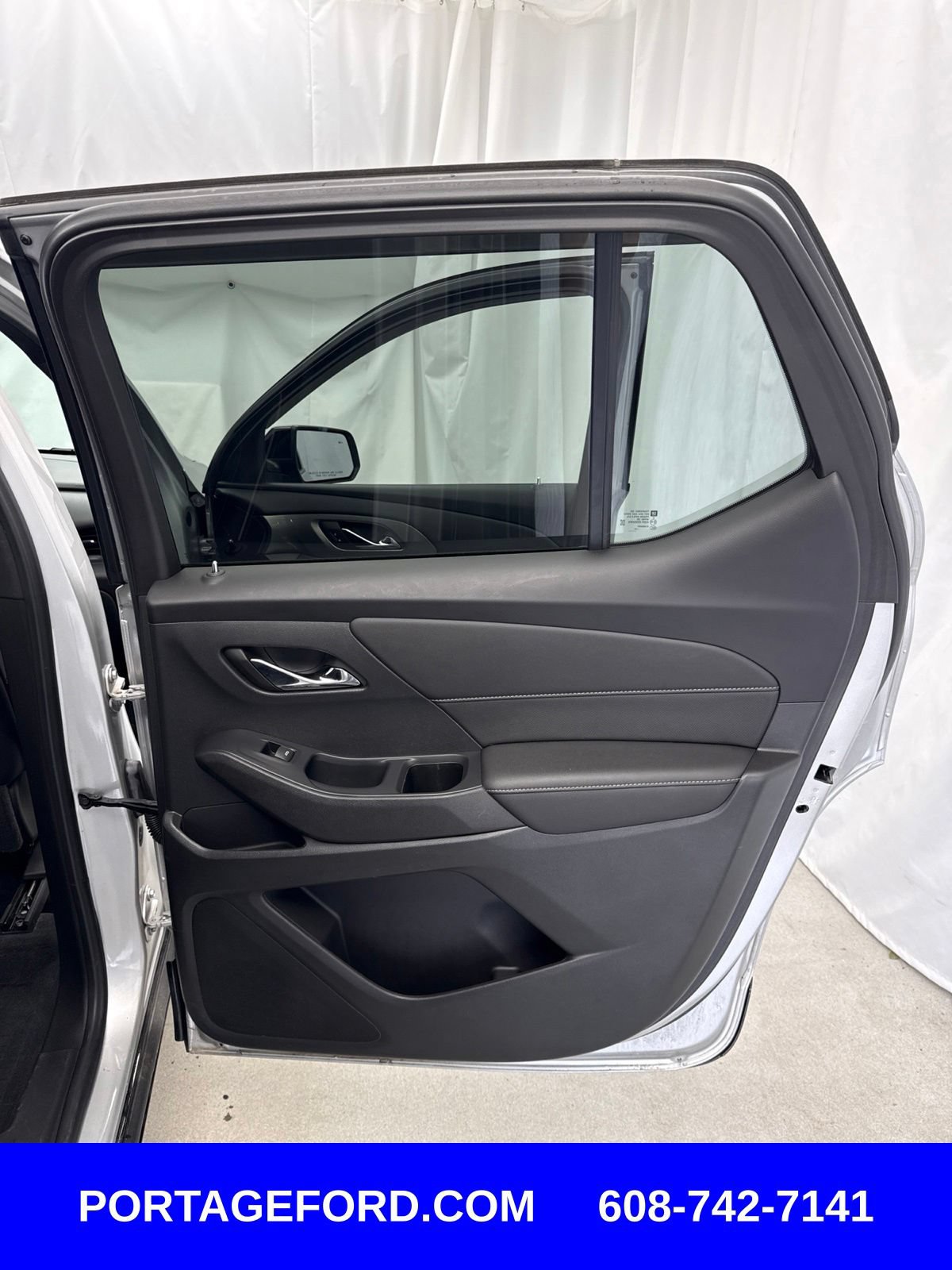 Used 2022 Chevrolet Traverse Premier w/ Redline Edition AWD/4WD image 35