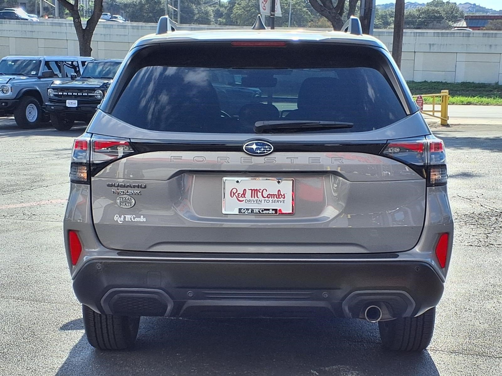 Used 2025 Subaru Forester Limited AWD/4WD image 7