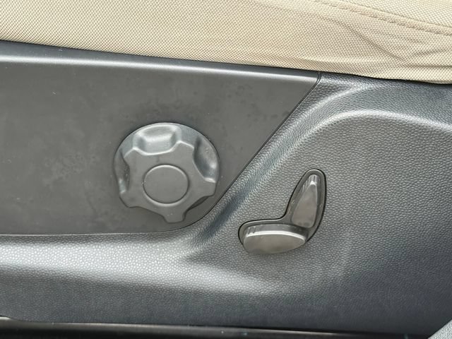 Certified 2018 Ford EcoSport SE w/ SE Convenience Package FWD image 4