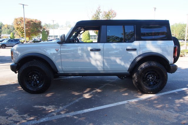 Certified 2026 Ford Bronco Badlands w/ Sasquatch Package AWD/4WD image 4