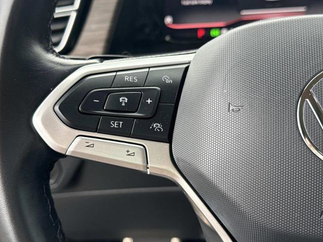 Used 2024 Volkswagen Atlas SEL Premium R-Line image 14