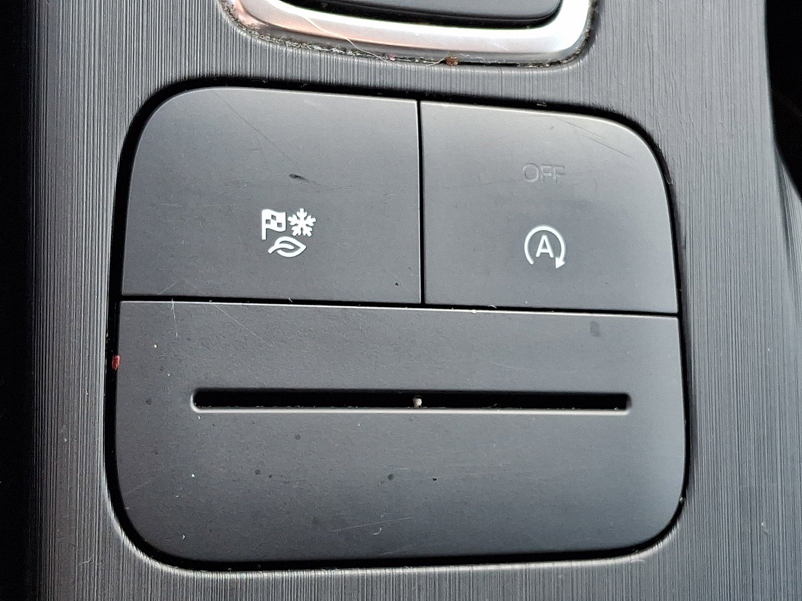 Certified 2024 Ford Escape Active AWD/4WD image 21
