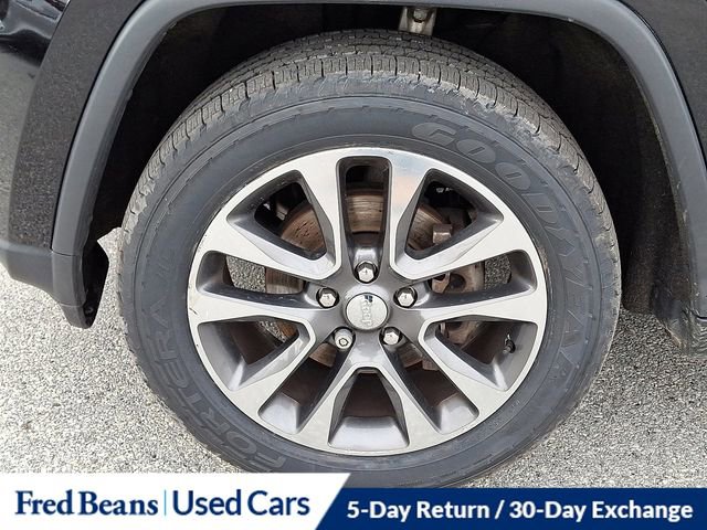 Used 2018 Jeep Grand Cherokee Limited image 30