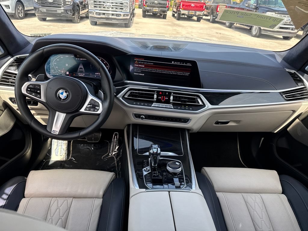 Used 2020 BMW X7 M50i AWD/4WD image 5