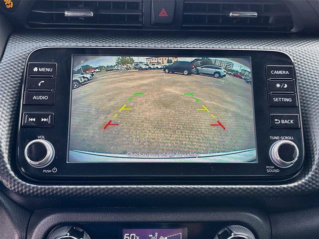 Used 2021 Nissan Kicks SV FWD image 14