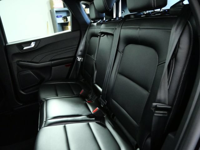 Certified 2025 Ford Escape Platinum AWD/4WD image 15