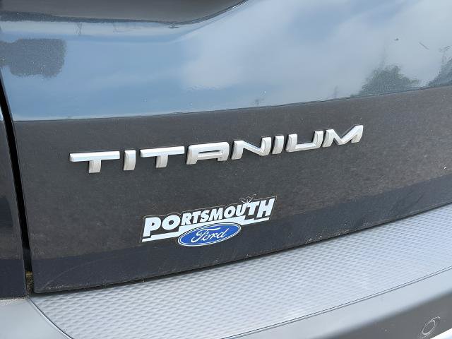 Certified 2022 Ford Escape Titanium w/ Class II Trailer Tow Package AWD/4WD image 18