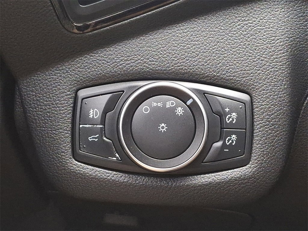 Certified 2018 Ford Escape SEL image 25